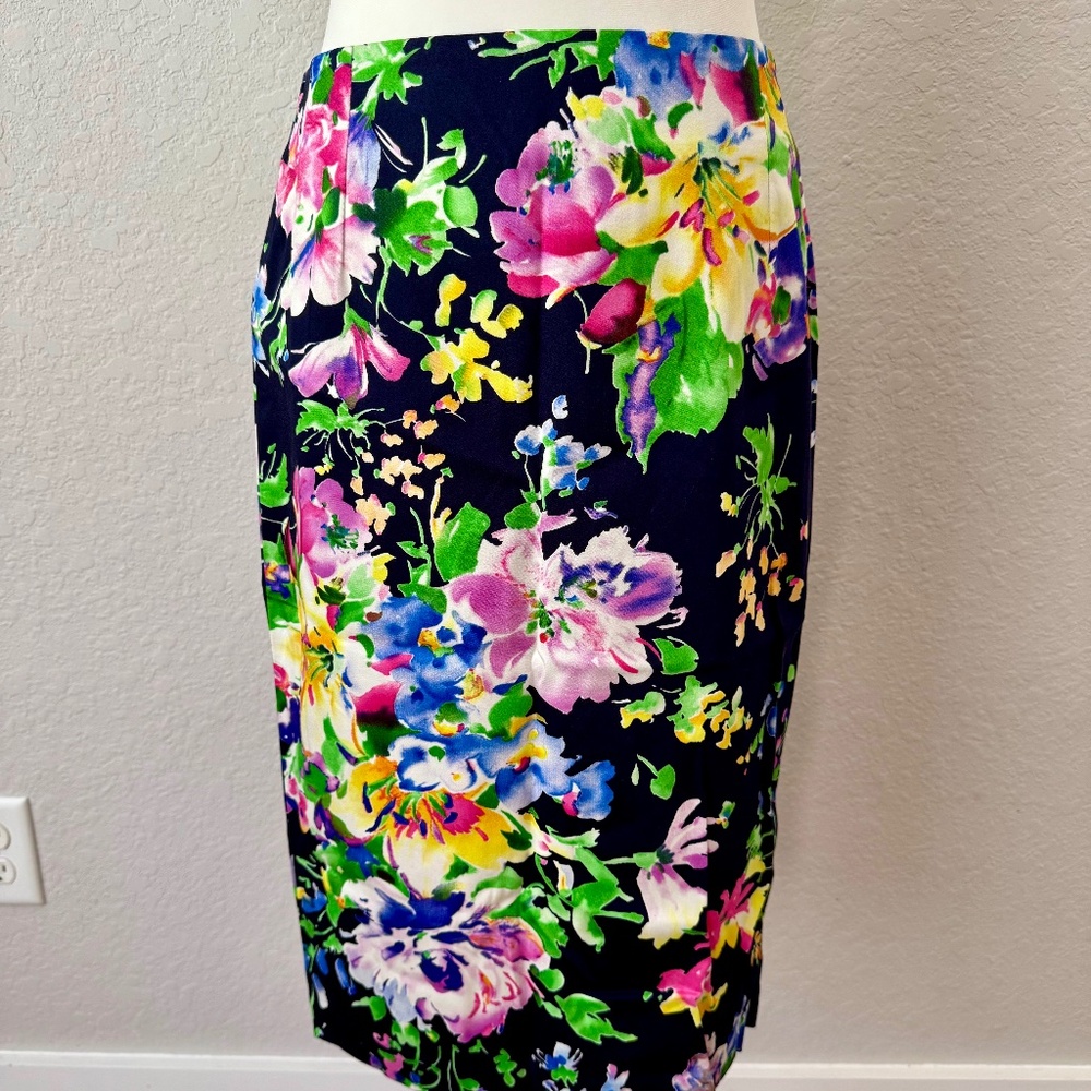 New Ralph Lauren Floral‎ Pencil Skirt Back Slit Women's Size 2 K